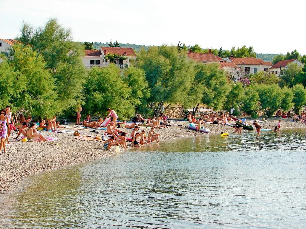 Apartments Dvornik Mirca  Exterior photo